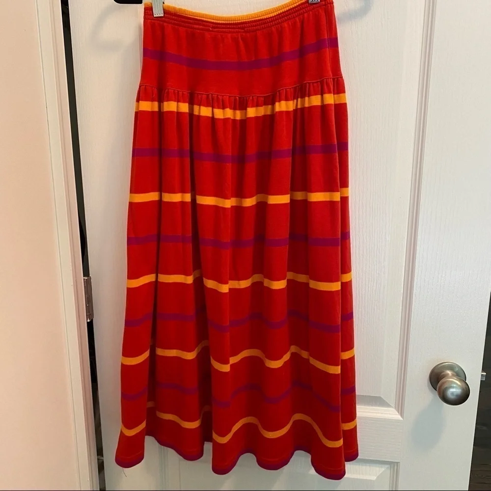 Vintage Adrienne Vittadini sport 100% cotton red multicolor Striped Midi Skirt